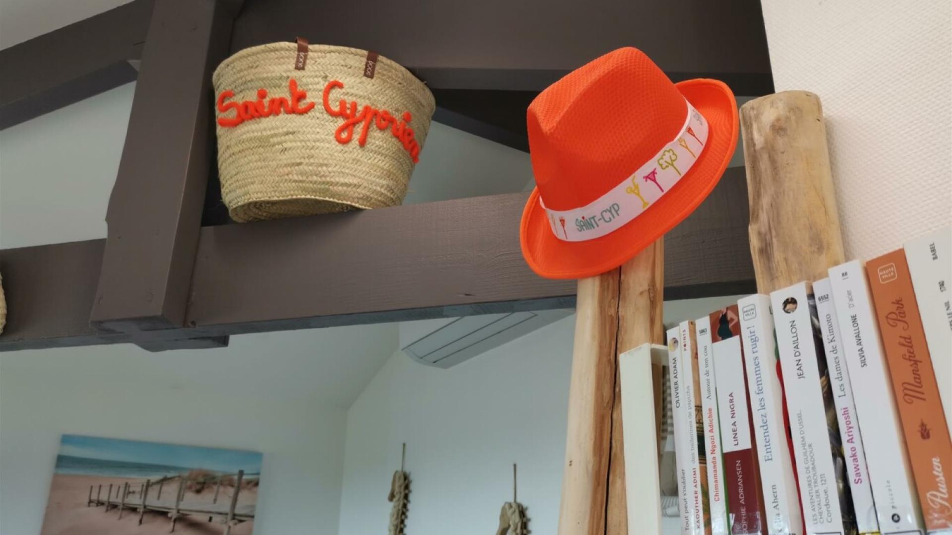 BIBLIOTHEQUE DE PLAGE