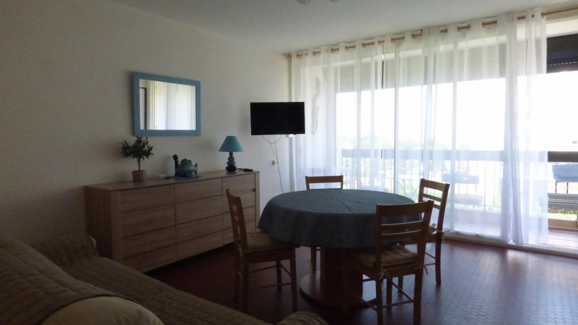 APPARTEMENT VUE MER ET PORT T3