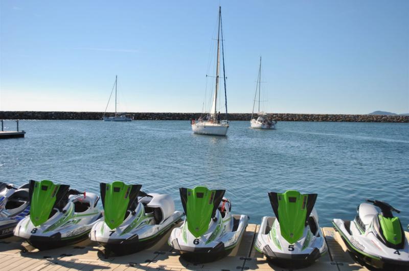 ST Cyp Jet evasion ST Cyp Jet evasion