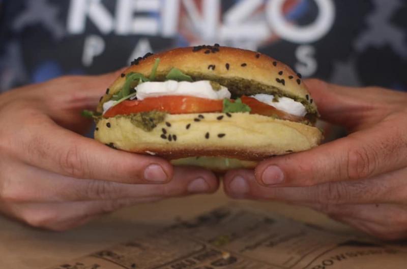 INTENSE BURGER INTENSE BURGER